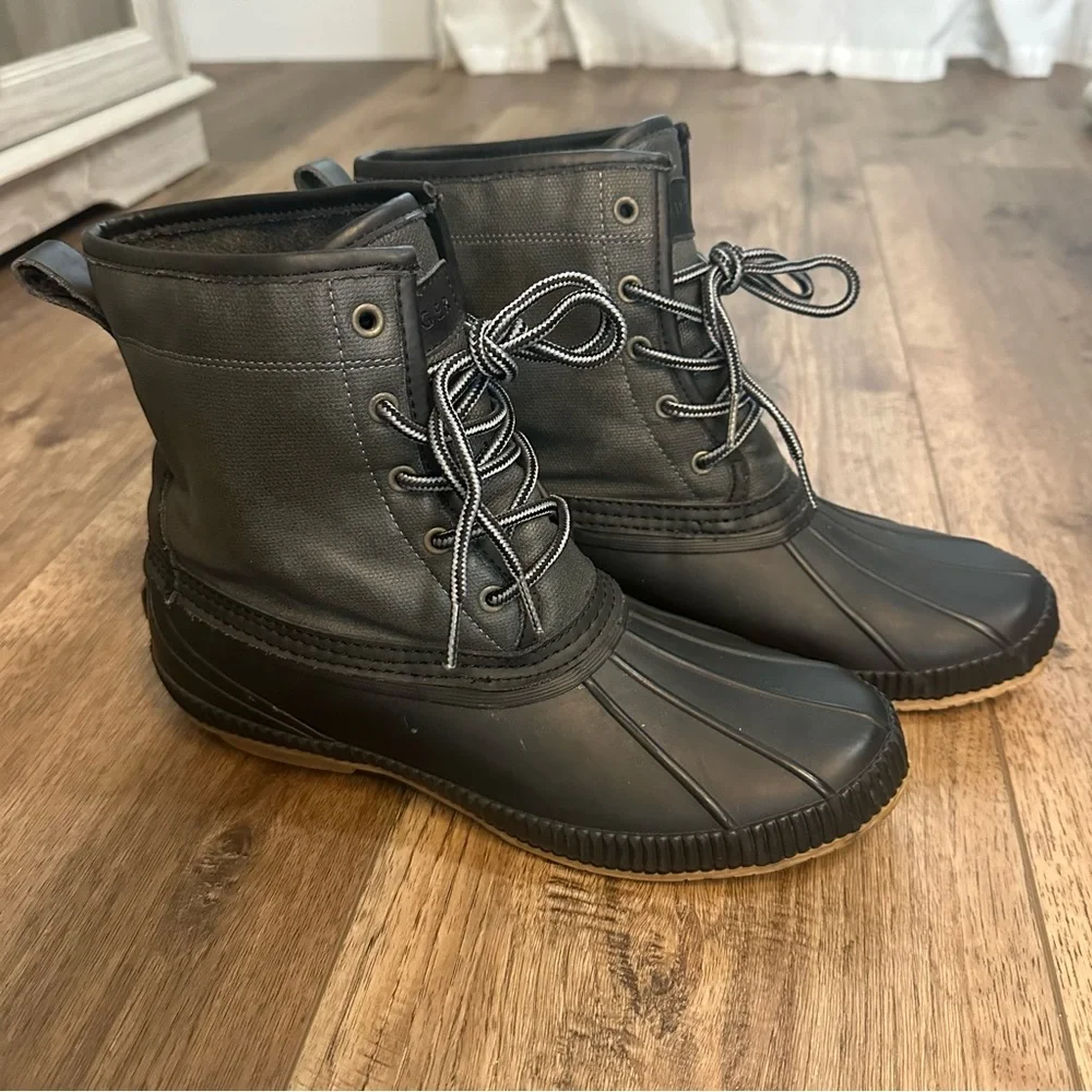 Tommy‎ Hilfiger Men’s Collins Duck Boots, Waterproof, Dark Gray, Black, Size 11